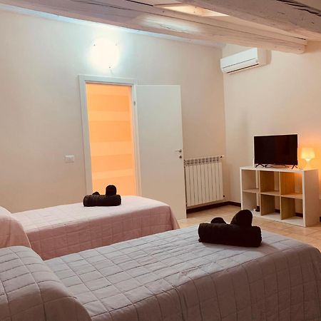 Ferienwohnung Casa Amelie Peschiera del Garda Exterior foto